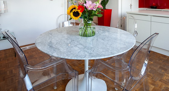 Image 1 of Tulip Table 120cm diameter