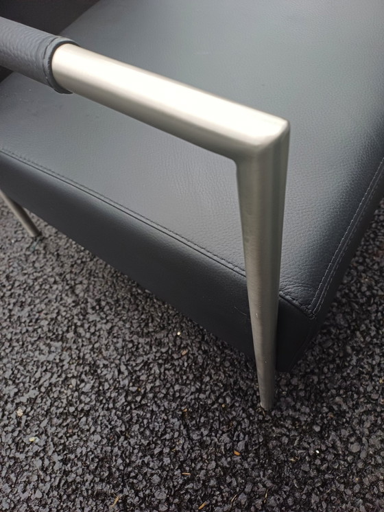 Image 1 of Sillón de cuero negro de Movani