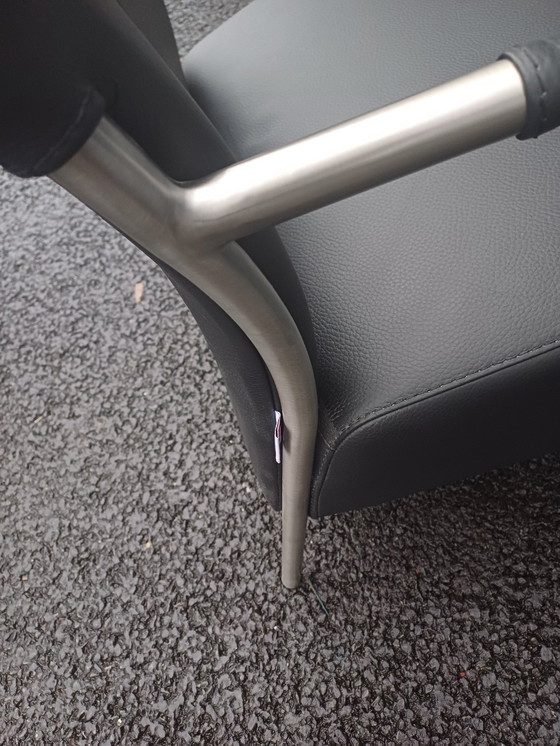 Image 1 of Sillón de cuero negro de Movani