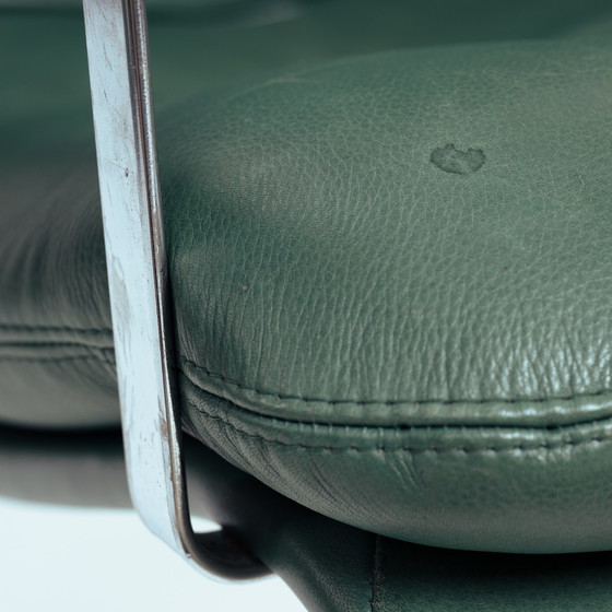 Image 1 of Green Leather Swivel Armchair In The Style Of Artifort, 1950