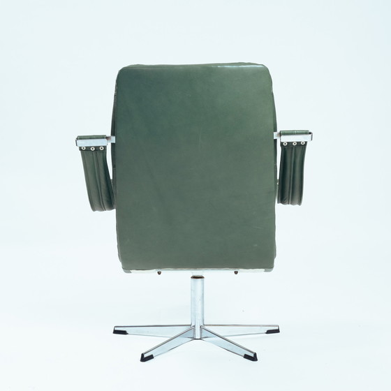 Image 1 of Green Leather Swivel Armchair In The Style Of Artifort, 1950