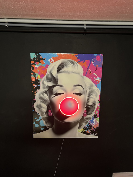 Image 1 of LedMansion Marilyn Monroe Red Bobble PopArt Wall Art Led Lamp