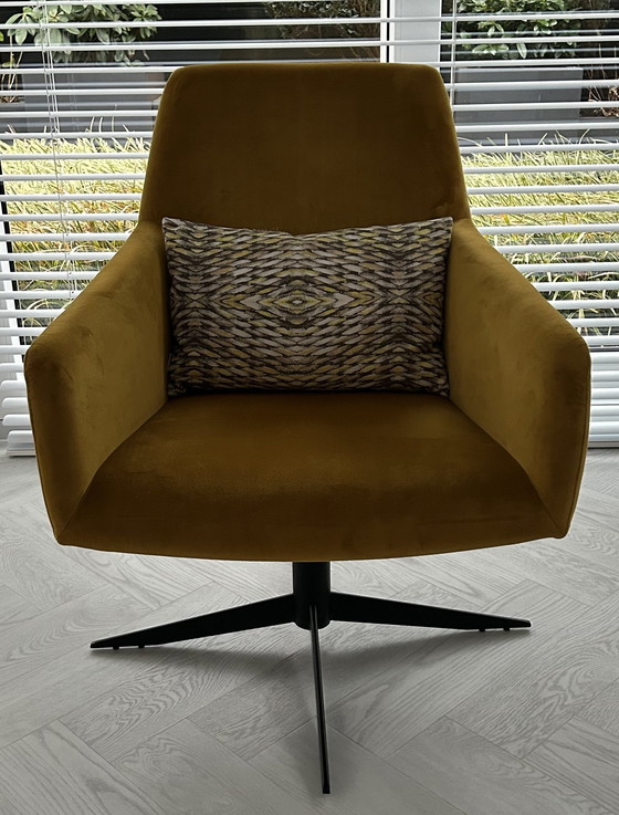 Image 1 of Swivel Armchair From Brand Jame , Model Yuna