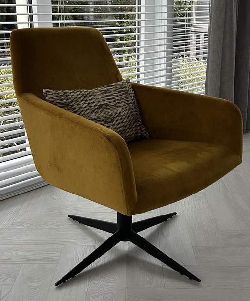 Swivel Armchair From Brand Jame , Model Yuna