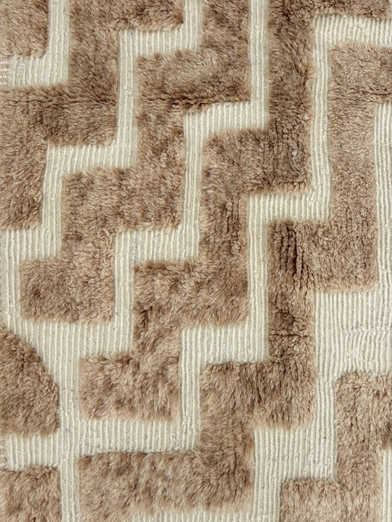 Image 1 of "Abazza" - Modern Handwoven Moroccan Rug