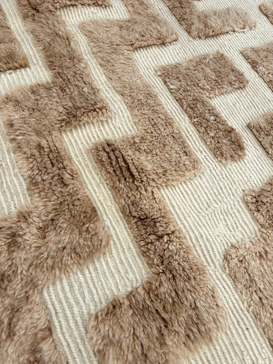 Image 1 of "Abazza" - Modern Handwoven Moroccan Rug