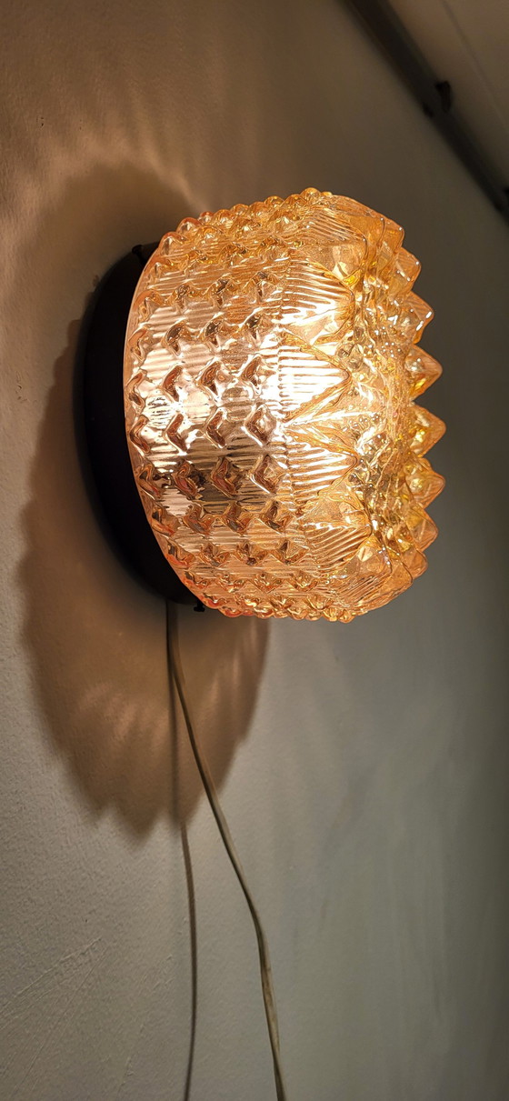 Image 1 of Bellissima lampada da soffitto in vetro anni '70