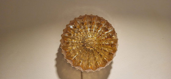 Image 1 of Bellissima lampada da soffitto in vetro anni '70