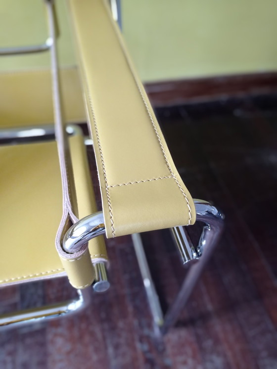 Image 1 of Knoll Wassily B3 2 New-Unused Amber Leather Armchairs By Marcel Breuer