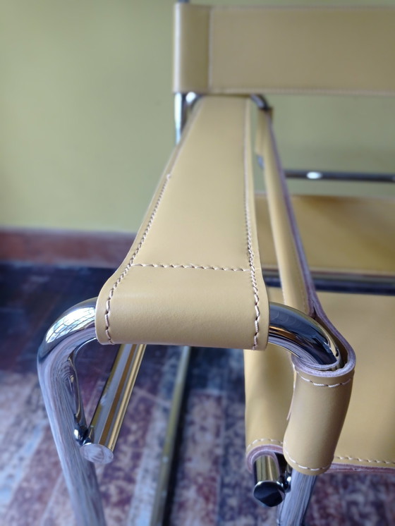 Image 1 of Knoll Wassily B3 2 New-Unused Amber Leather Armchairs By Marcel Breuer