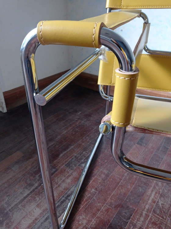 Image 1 of Knoll Wassily B3 2 New-Unused Amber Leather Armchairs By Marcel Breuer