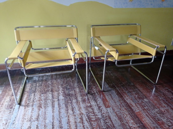 Image 1 of Knoll Wassily B3 2 New-Unused Amber Leather Armchairs By Marcel Breuer