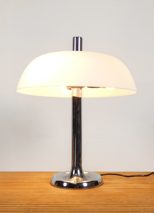 Egon Hillebrand table lamp model 7377