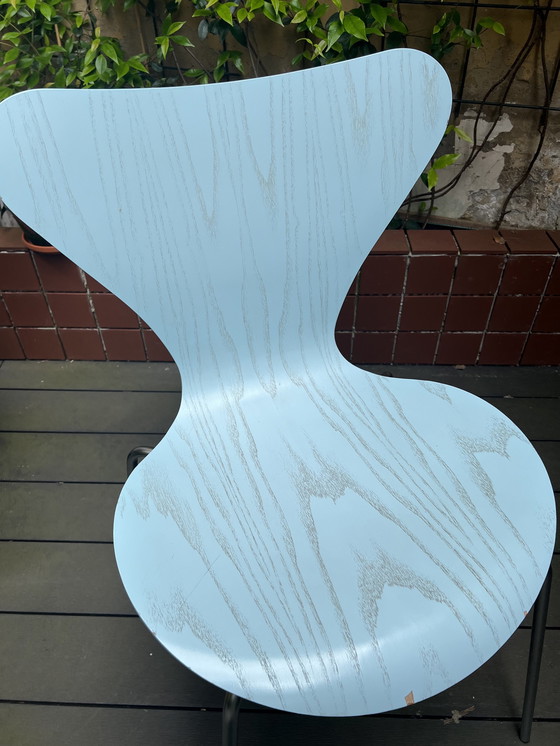 Image 1 of 3x chaise papillon Arne Jacobsen