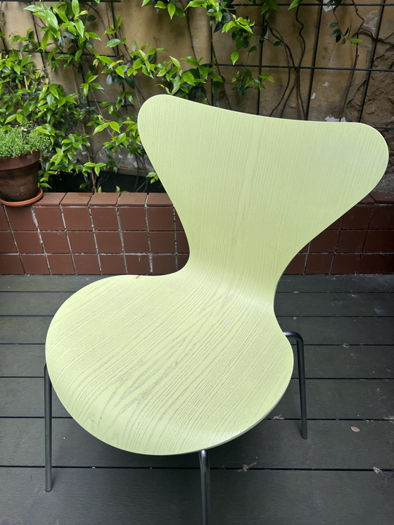 Image 1 of 3x chaise papillon Arne Jacobsen