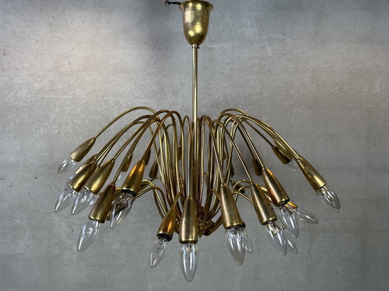 Image 1 of Lampadario Sputnik italiano in ottone d'epoca