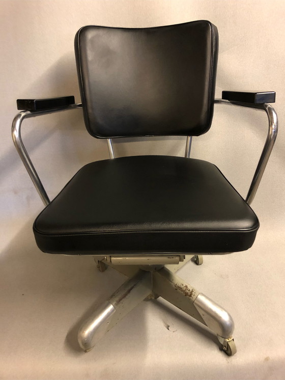 Image 1 of Gispen 358 office chair refurbished