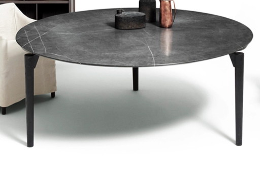 The Padova Tavolo dining table