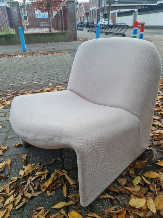 Image 1 of Artifort Alky chair