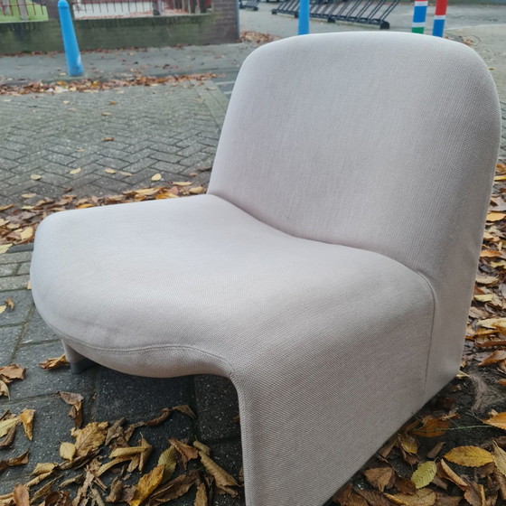 Image 1 of Artifort Alky chair