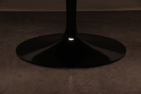 Image 1 of Knoll oval dining table by Eero Saarinen