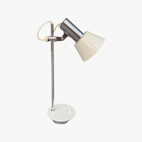 Image 1 of Lampe de bureau vintage en métal blanc/chrome