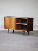 Mueble bajo de palisandro danés de los años 60
