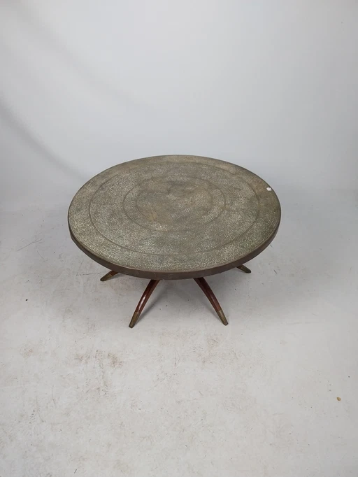 1 X Round Spiderleg Coffee Table With Copper Top 85Cm