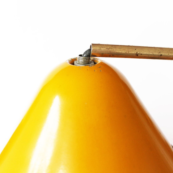Image 1 of Lampada a sospensione vintage a cono giallo di Kazuo Motozawa per il personale, anni '70