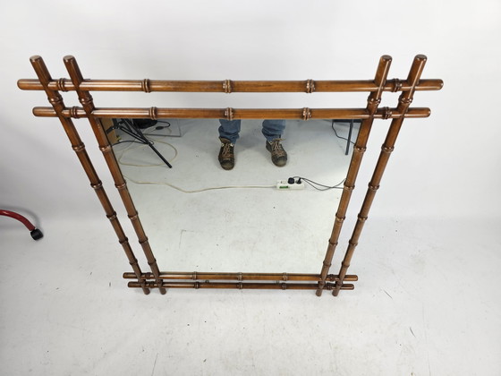 Image 1 of Grande specchio vintage in finto bambù dall'Italia