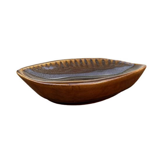 Image 1 of Vintage porcelain enameled leaf-shaped ashtray by A. Sadulski for Mirostowickie Zakłady Ceramiczne, 1970