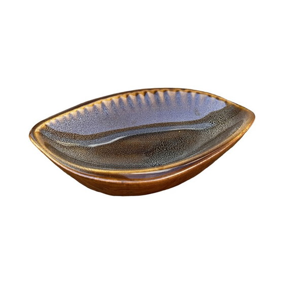 Image 1 of Vintage porcelain enameled leaf-shaped ashtray by A. Sadulski for Mirostowickie Zakłady Ceramiczne, 1970