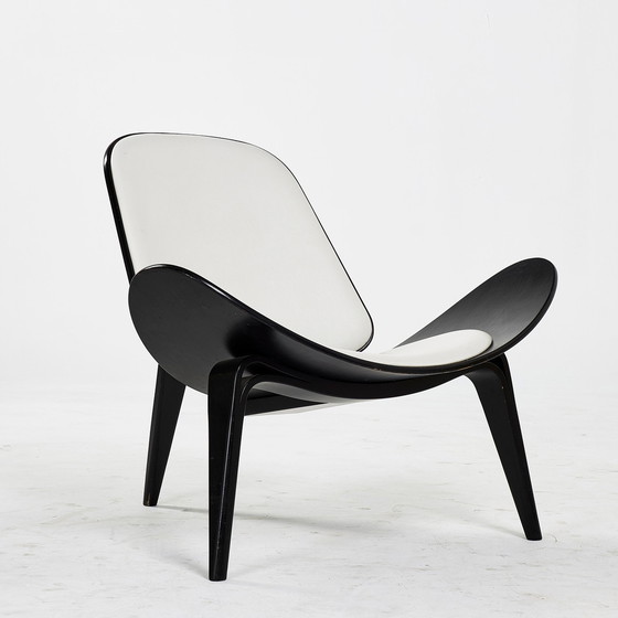 Image 1 of CH07 armchair by Hans WEGNER for Carl Hansen 1963 DK