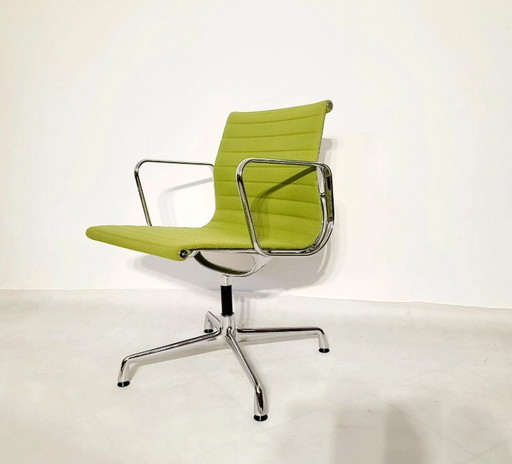 4x Vitra EA 108 Aluminium Chair