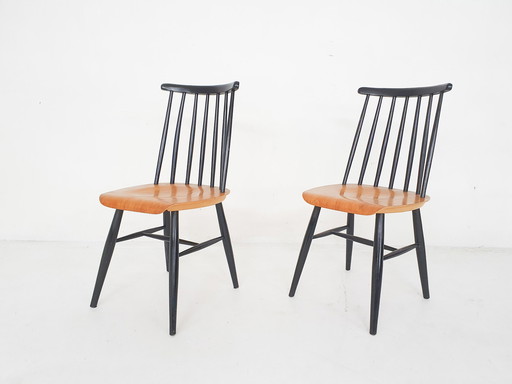 Set of two spindle back chairs, The Netherlands 1960's