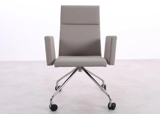 Martela Form chair