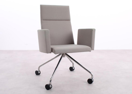 Martela Form chair