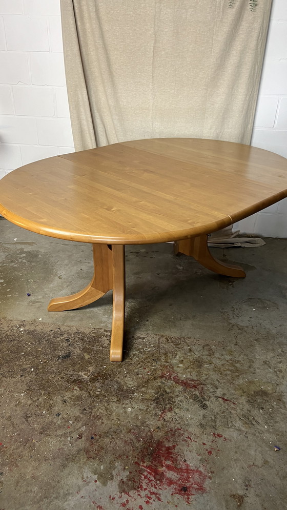 Image 1 of Vintage extendable dining table from round to oval