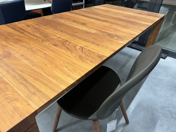 Image 1 of Leolux Vivre Dining Room Table Cherry wood l200