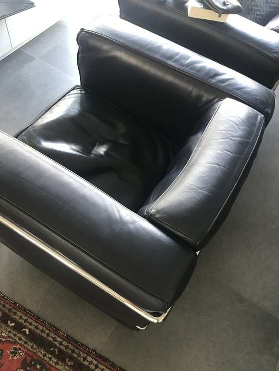 Image 1 of Cassina Lc2 corbusier