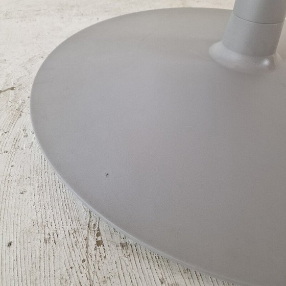 Image 1 of Vintage round dining table with wood veneer top by Pierre Paulin for Artifort, 1960