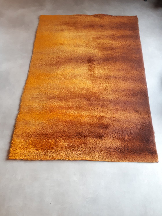 Image 1 of Tapis orange des années 1970