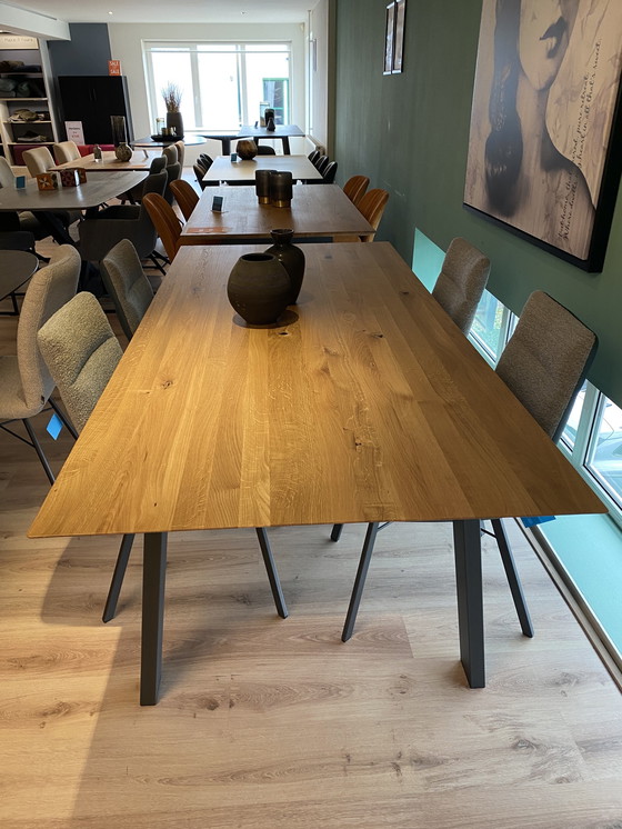 Image 1 of Bert plantagie dining table