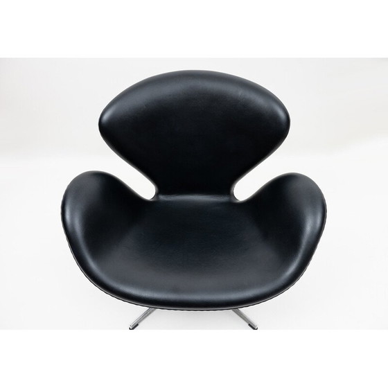 Image 1 of Vintage Swan armchair in natural leather by Arne Jacobsen for Fritz Hansen, 1958