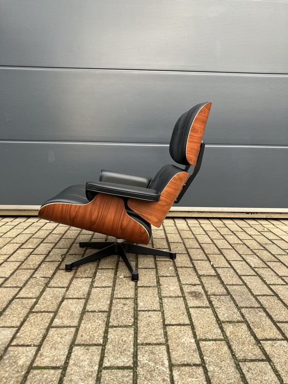 Image 1 of Original Vitra Eames Lounge Chair Xl + Ottoman Rosewood Wood And Premium Black Leather