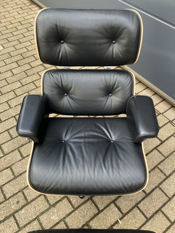 Image 1 of Original Vitra Eames Lounge Chair Xl + Ottoman Rosewood Wood And Premium Black Leather