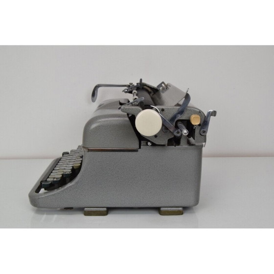 Image 1 of Máquina de escribir antigua Zeta de metal, checa, 1960