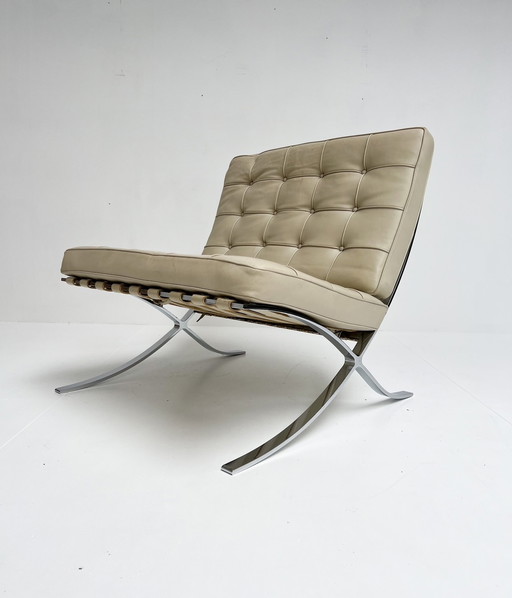 Chaise Barcelona par Casprini, 1980's