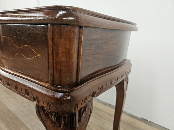 Image 1 of Chippendale Toelette In Walnut With Brass Handles