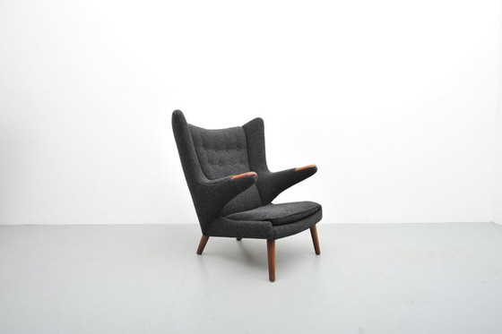 Image 1 of Hans J. Wegner Papa Bär Chair AP19 1951 avec ottomane